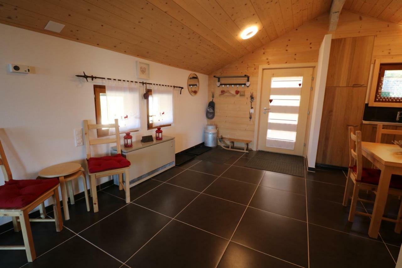 Chalet Rouge Coeur بيش المظهر الخارجي الصورة